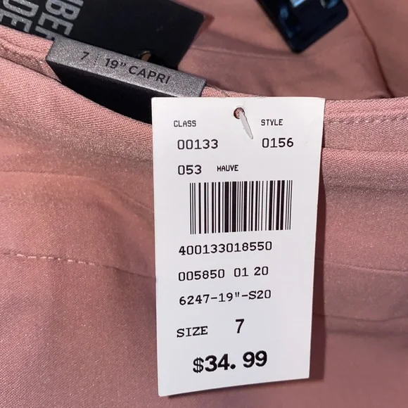 Capris - Picture 6 of 7